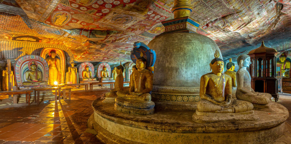 Dambulla Cave Temple – Looksrilanka